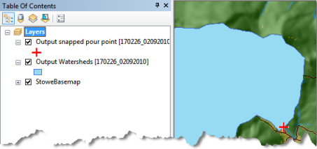 La salida de la tarea Crear polígono de cuenca hidrográfica se agrega a la tabla de contenido de ArcMap